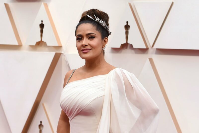 Demande de coronavirus de Salma Hayek: laissez-moi mourir à la maison