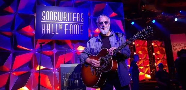 Timbre Yusuf Islam sur la cérémonie de remise des prix!